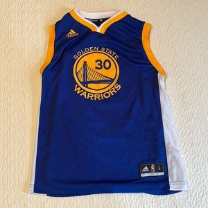 Signed Steph Curry Jersey. YOUTH Large.